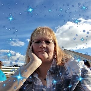 Meet your Posher, Sandra